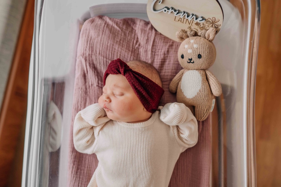 Fresh 48 Session – Why Hire a Photographer to Capture Your Baby’s First Hours?
